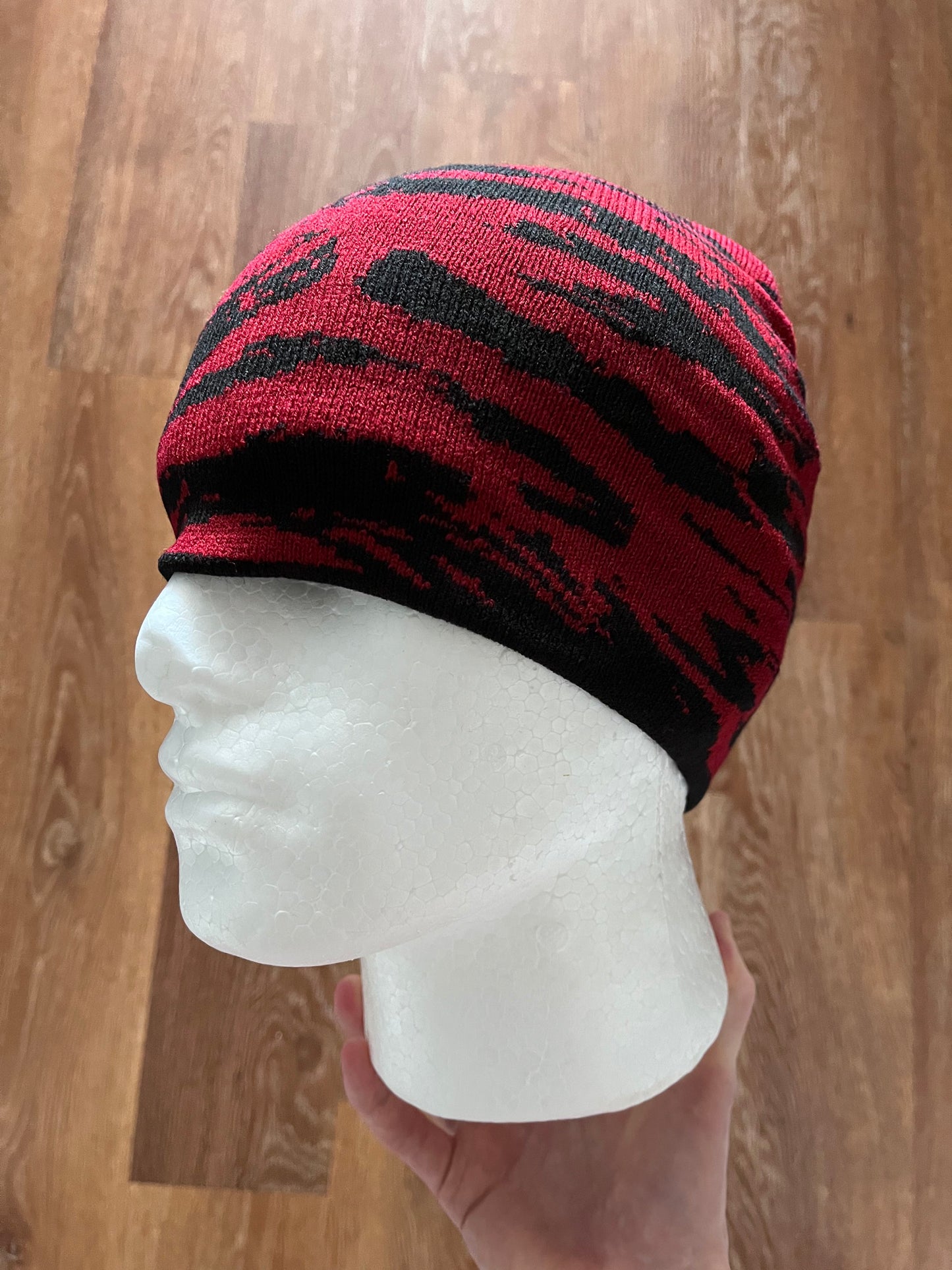 RED CAMO BEANIE